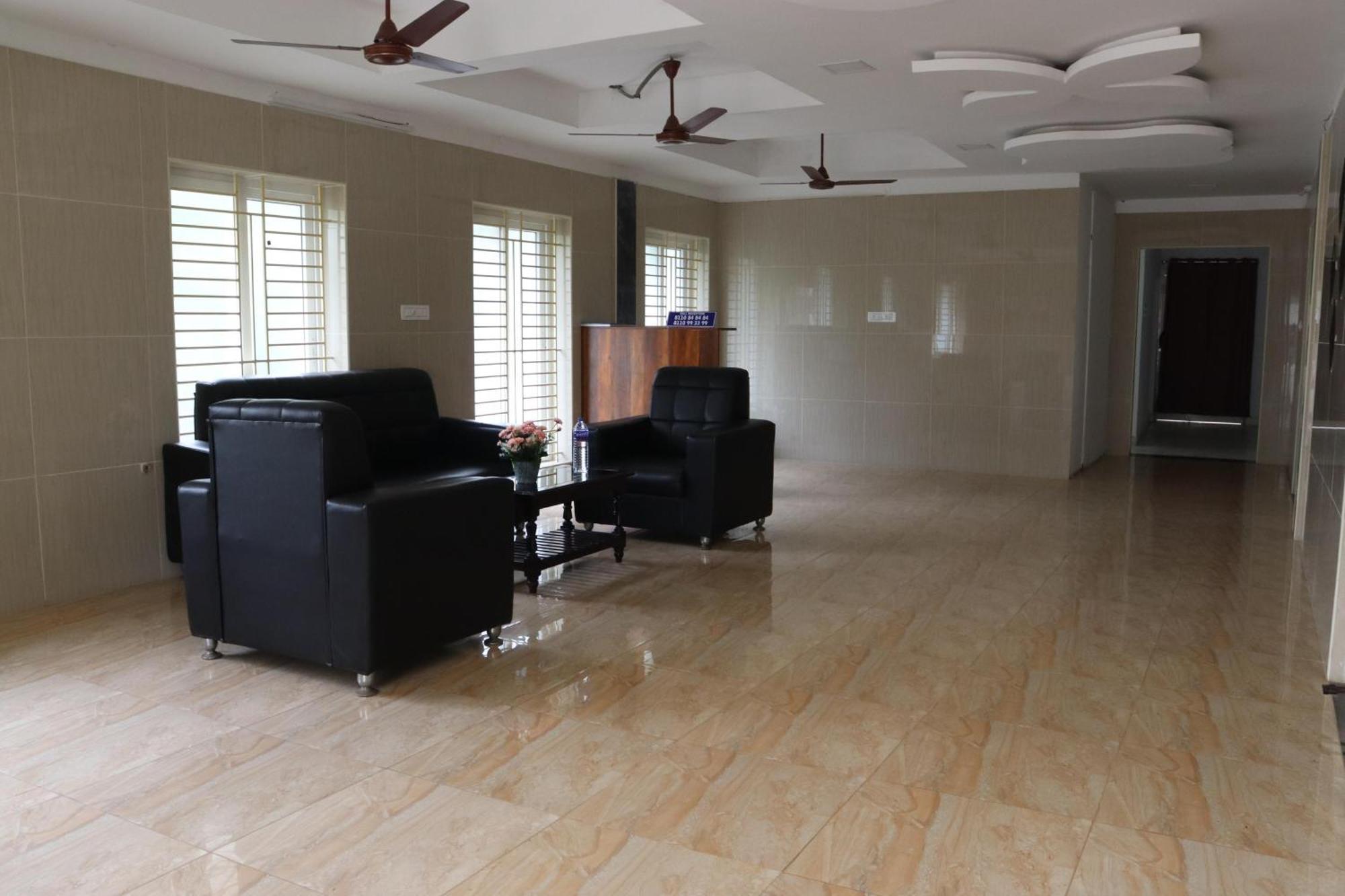 Hotel Star Nivas, Srirangam Tiruchirappalli Zewnętrze zdjęcie