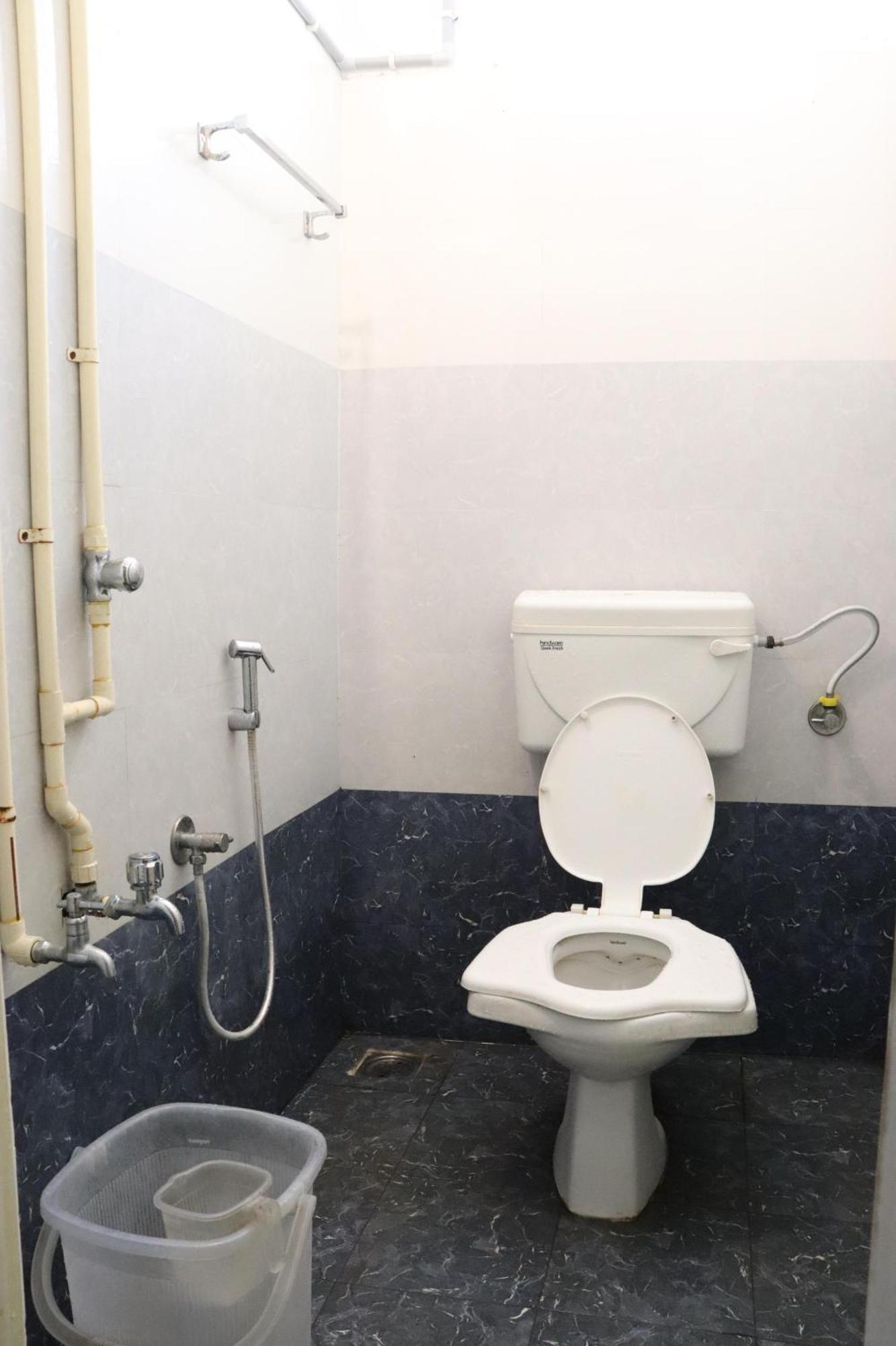 Hotel Star Nivas, Srirangam Tiruchirappalli Zewnętrze zdjęcie